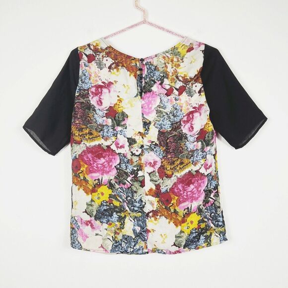 KIMCHI BLUE Women’s Size Medium Blouse Top Floral Career Dark Academia Keyhole - Picture 2 of 8